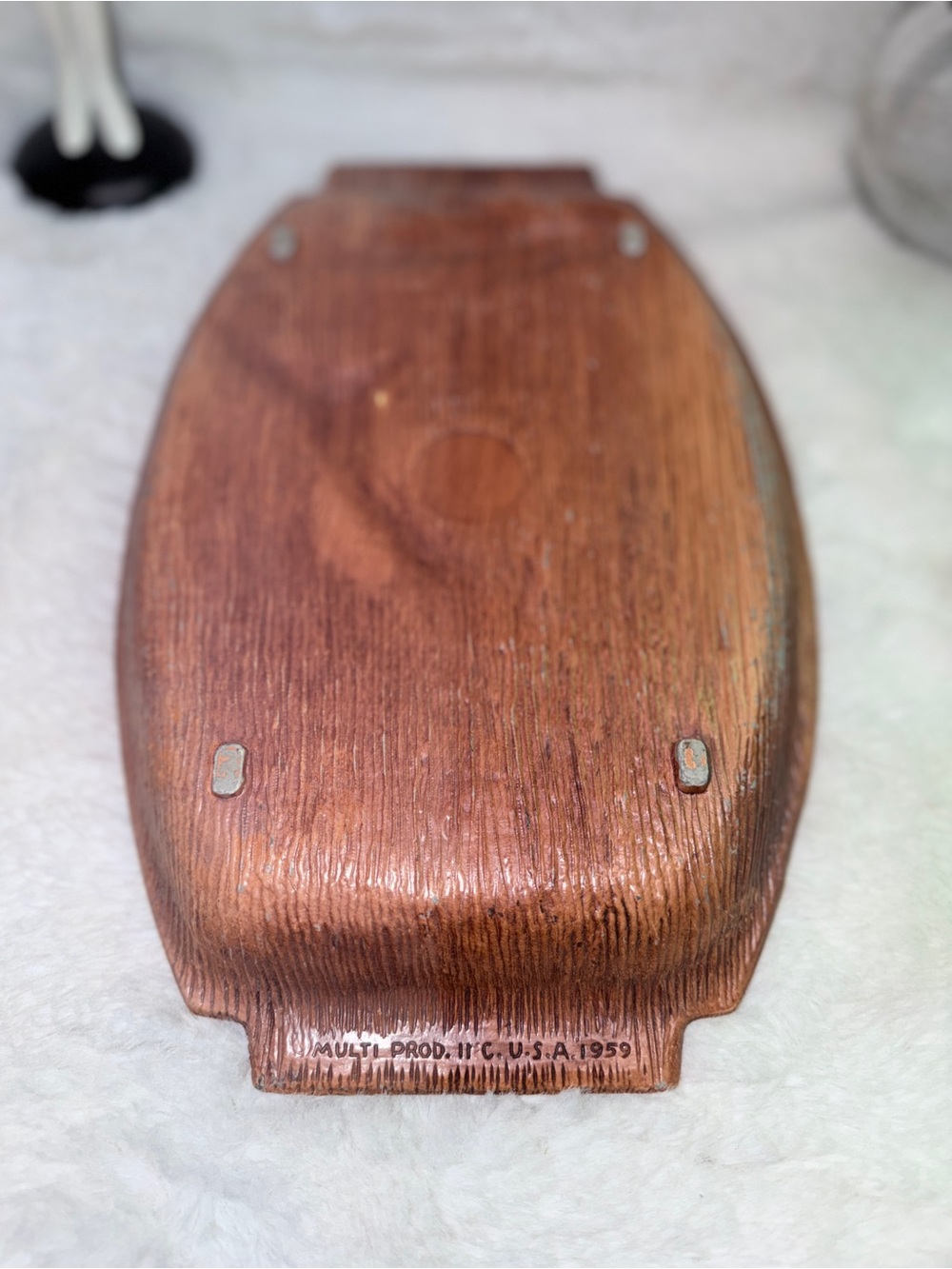 1959 Vintage Decorative Wood-Look Serving Tray with Duck Relief Key Tray 🦆 - Picture 3 of 4